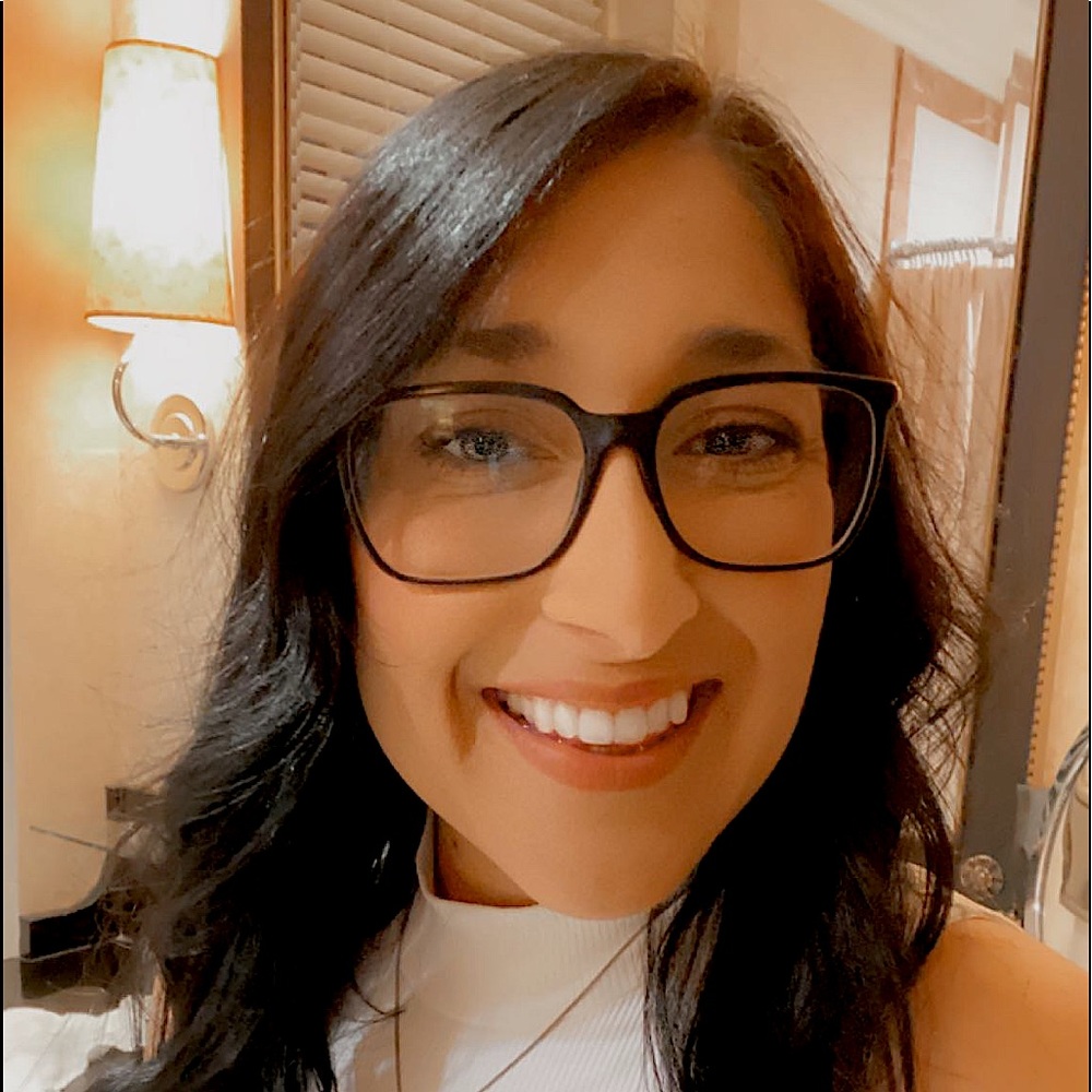 Meet your Posher, Angie